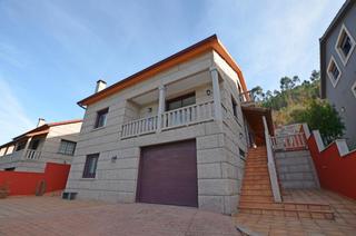 Chalet  San antoiño - louredo