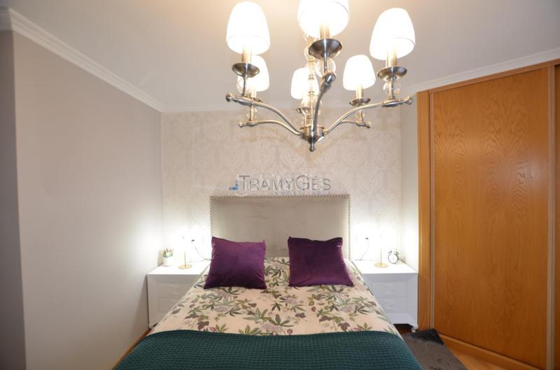 Foto 70b7d6be-be2c-4d34-81a4-b1f4cc984a26. Casa pareada en Darbo Cangas