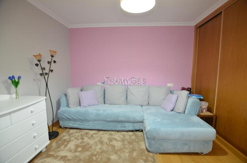 Foto 4b06fcc8-ff89-49b2-965b-35b530288763. Maison jumelée avec chauffage parking dans Darbo Cangas