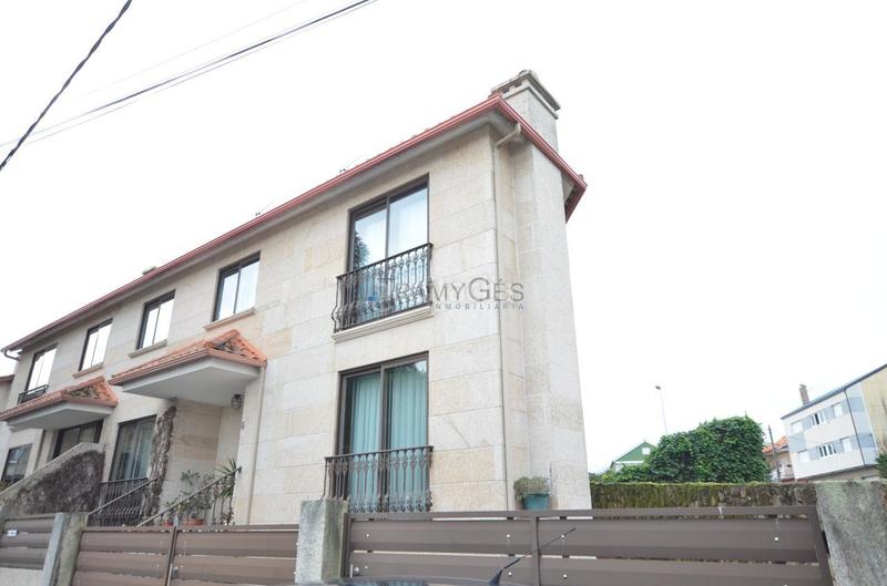 Foto 7674e912-5e0a-4a58-a7c6-9df1ac9861a1. Maison jumelée avec chauffage parking dans Darbo Cangas