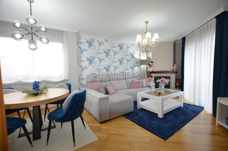 Foto c0086cf0-233c-4620-915c-ebcedb0af215. Maison jumelée avec chauffage parking dans Darbo Cangas