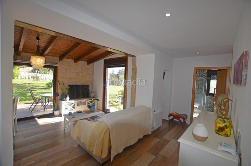 Foto 0d7115fa-b0ea-42e2-8763-e838d13a37b5. Casa con riscaldamento parcheggio in Tomiño