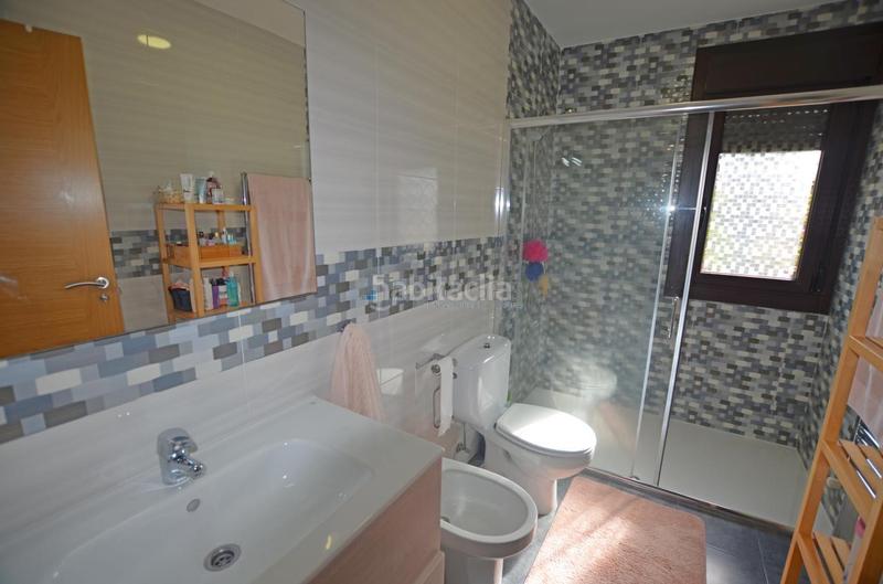 Foto f5c61d4d-4be6-4509-bb25-4c296d62d192. Casa con riscaldamento parcheggio in Tomiño