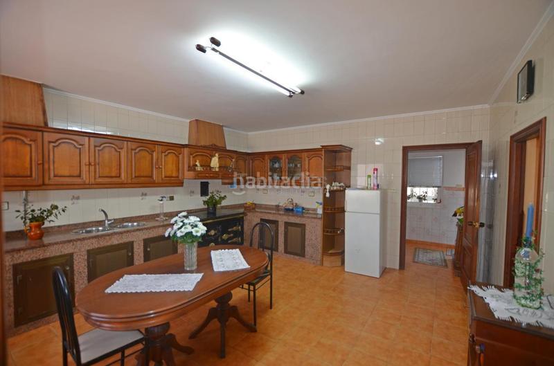 Foto 3e0dac4f-59ec-49e0-9fc6-9ad93ab7366e. Haus mit heizung parking in Tomiño