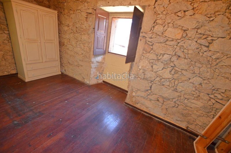 Foto 13114cd9-005a-4500-b231-39eb230c5a7c. Casa amb aparcament a Guarda (A)
