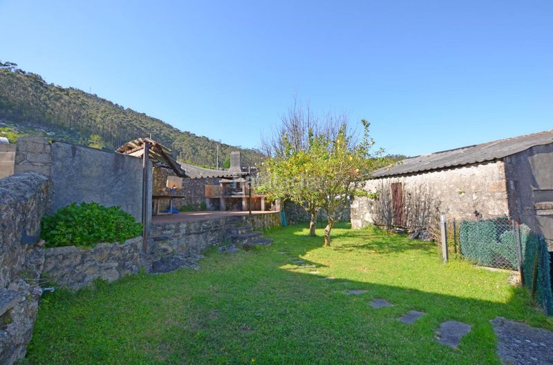 Foto f50367f8-1a25-440d-b64d-bc0183c8437c. Casa amb aparcament a Guarda (A)