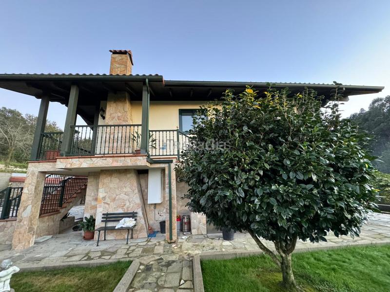 Foto 80d546e2-1f4a-4a54-a38f-e4b99e453292. Chalet en Redondela