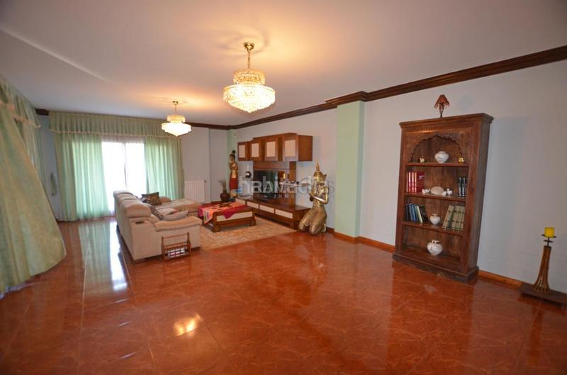 Foto 0539aeea-0615-4a31-b044-0565e97c57f0. Chalet with heating parking pool in Gondomar