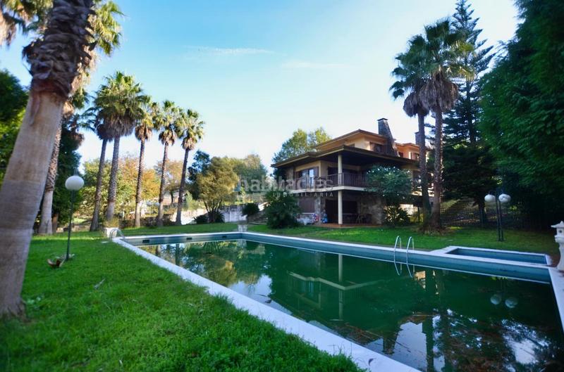 Foto b6f2aea0-5887-44eb-816d-7cd0baa1b39e. Chalet with heating parking pool in Gondomar