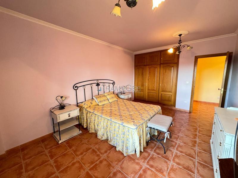 Foto 46ffdfdc-d802-4919-a5b9-dcf2008f65ee. Chalet mit heizung parking in Sobradelo Vilagarcía de Arousa