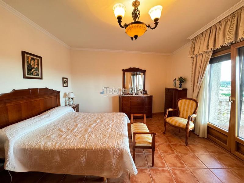 Foto 5f1deb00-976f-4475-a131-328698e461ed. Chalet mit heizung parking in Sobradelo Vilagarcía de Arousa