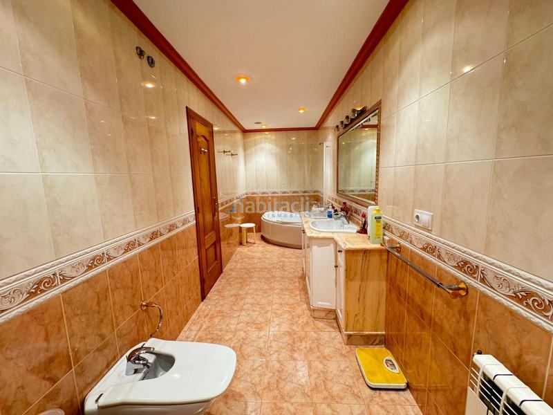 Foto 644bcc0a-4c47-4119-b297-f3cc2b1197ec. Chalet mit heizung parking in Sobradelo Vilagarcía de Arousa