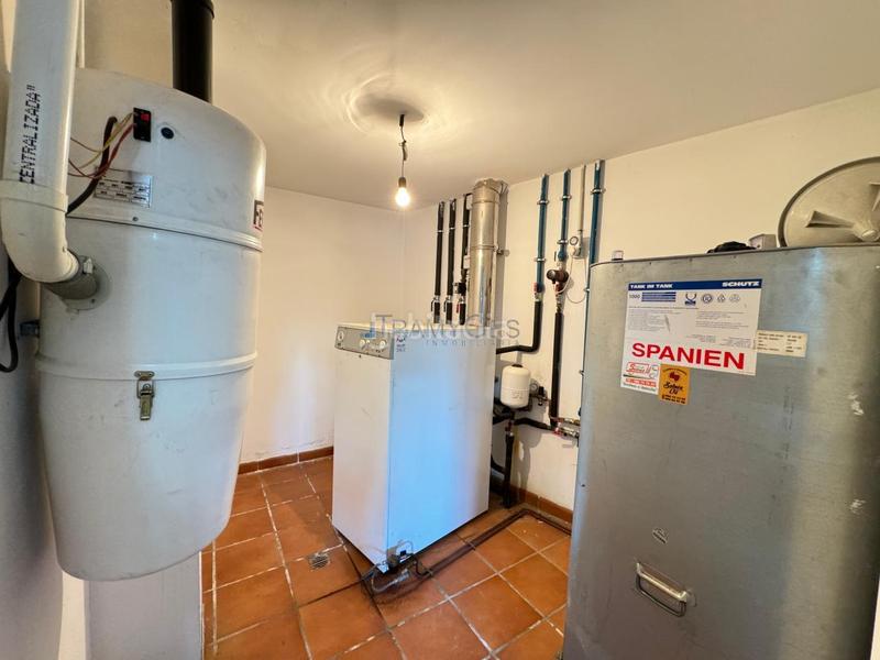 Foto 6516f065-b3e9-422b-9d7f-aee0126ed183. Chalet mit heizung parking in Sobradelo Vilagarcía de Arousa