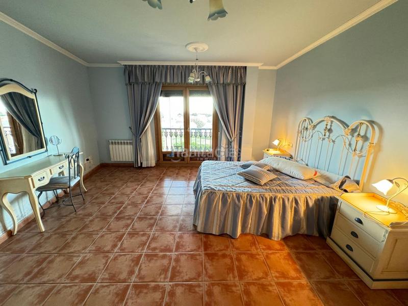 Foto 8b709ade-bea7-4b1c-b607-f5e516c96911. Chalet mit heizung parking in Sobradelo Vilagarcía de Arousa