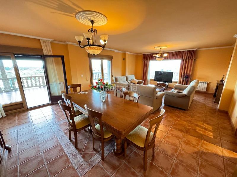 Foto 8672c84b-e8f9-47a0-84c4-b2053df4c893. Chalet with heating parking in Sobradelo Vilagarcía de Arousa