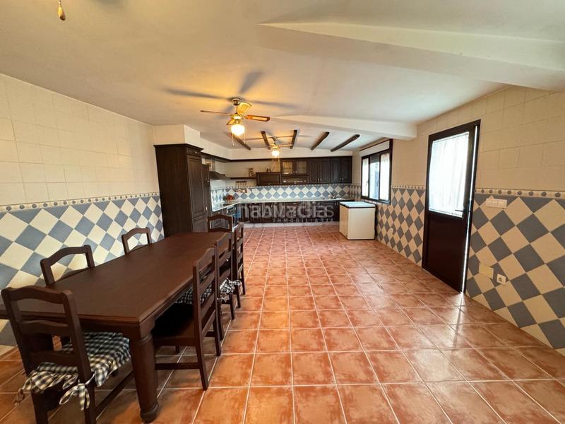 Foto c0f88c77-fd2b-4682-b703-42465ea390cb. Chalet avec chauffage parking dans Sobradelo Vilagarcía de Arousa