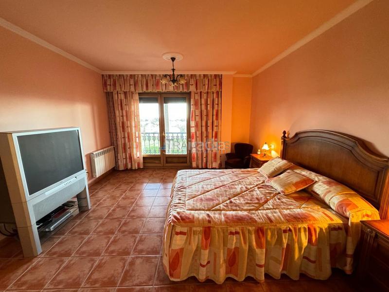 Foto a81faf50-d2df-41d5-9737-eedc710eda94. Chalet con riscaldamento parcheggio in Sobradelo Vilagarcía de Arousa