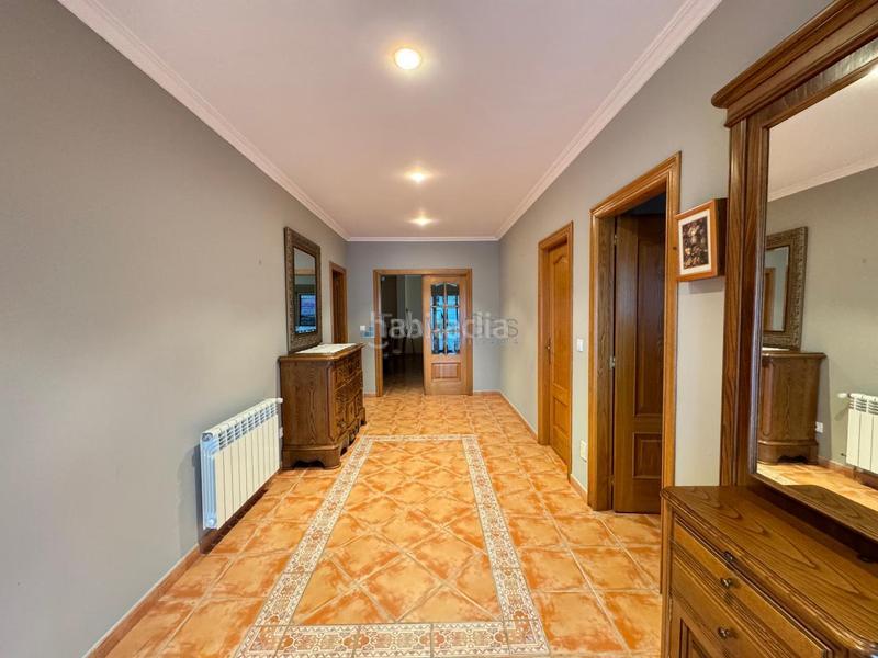 Foto 19059731-a1c7-47e6-815f-f49c2f3341c8. Xalet amb calefacció aparcament a Sobradelo Vilagarcía de Arousa