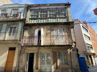 Casa aparellada a Guarda (A)
