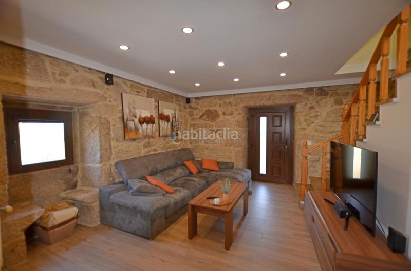 Foto b943df6b-aa26-4ac6-ac83-2b8352efdbbd. Bauernhof mit heizung parking in Mondariz