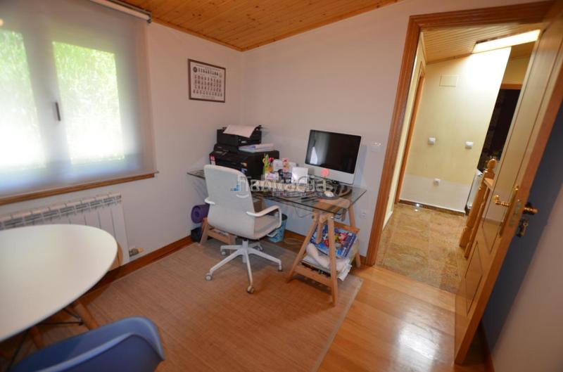 Foto f20da89d-777c-462f-aebf-990abd868b2c. Bauernhof mit heizung parking in Mondariz