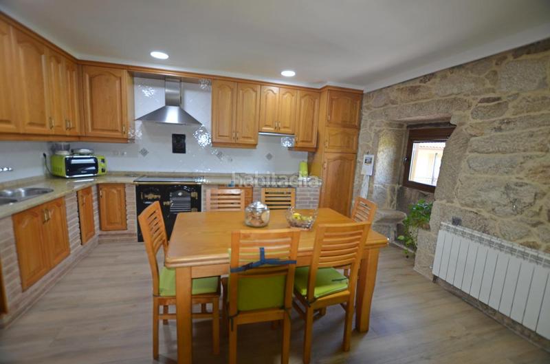 Foto f62592d4-c77b-4525-ac4f-a9cb4b8f9a69. Bauernhof mit heizung parking in Mondariz