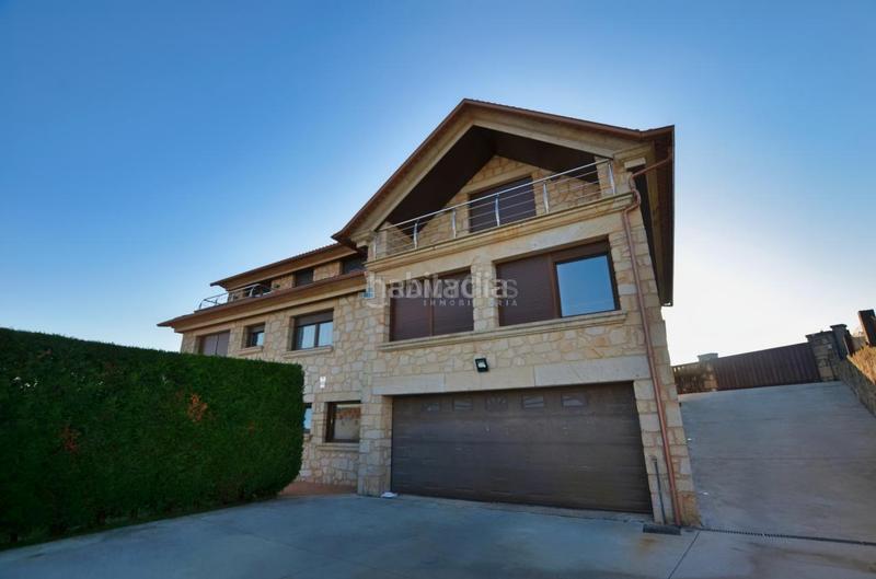 Foto 101df7a1-0cc7-4243-a67a-aac71c867262. Chalet mit heizung parking pool in Rosal (O)