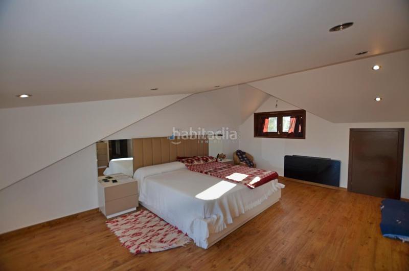 Foto 38965507-3bef-4808-9794-0b15284c008e. Chalet mit heizung parking pool in Rosal (O)