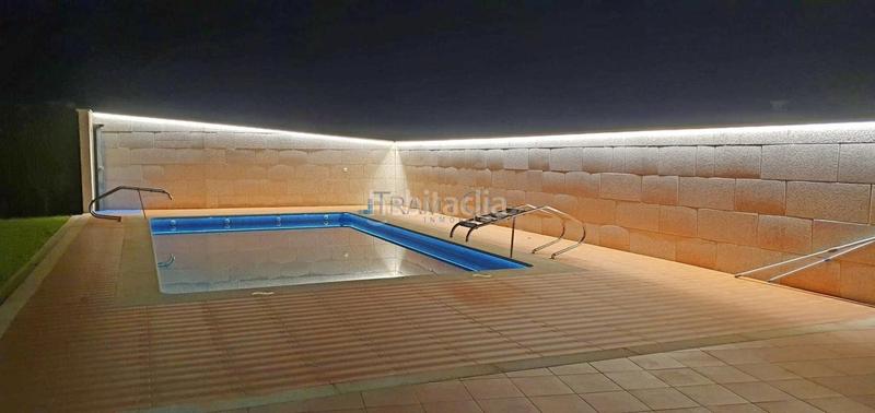 Foto 3b4c8f33-fcde-4a50-84e8-d8f346157a61. Chalet mit heizung parking pool in Rosal (O)