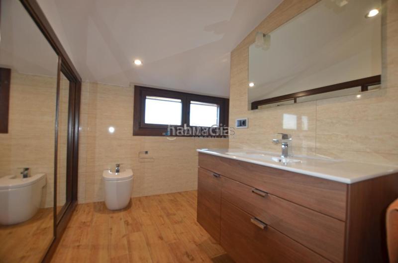 Foto c52434f2-6e19-451f-a179-596e8dac9b34. Chalet mit heizung parking pool in Rosal (O)