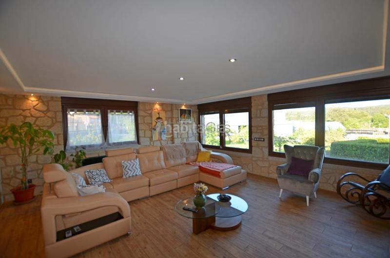 Foto e9f3d542-b27e-43e4-acfc-560d3c69ced2. Chalet mit heizung parking pool in Rosal (O)