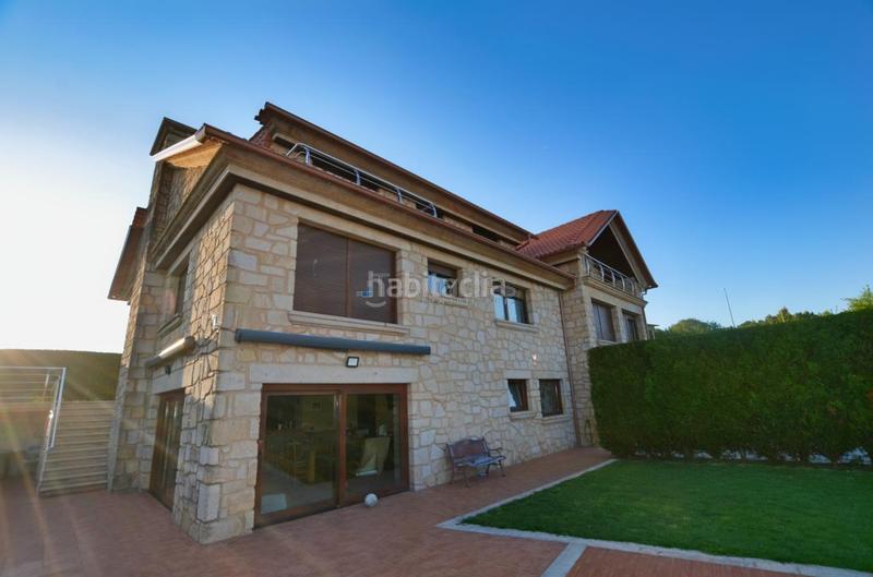 Foto ecff5c20-7178-4940-a83a-18aebae304d7. Chalet mit heizung parking pool in Rosal (O)