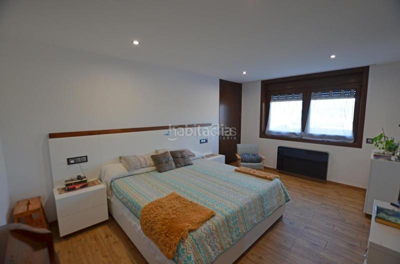 Foto fccd43a3-ad8d-4b3d-915f-13f3e163048c. Chalet mit heizung parking pool in Rosal (O)