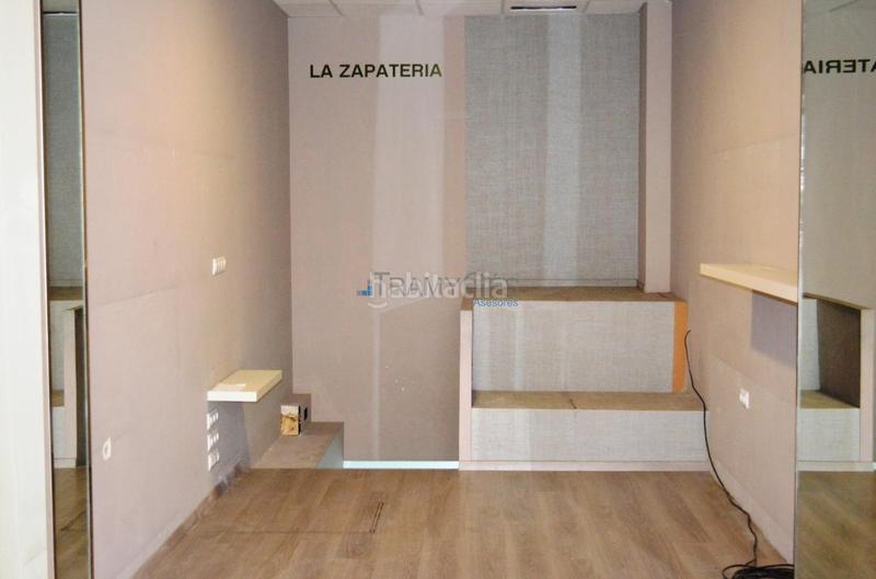 Foto 73508888-ca0b-4574-b3e7-4927c15f5014. Location local commercial dans Plaza España - Corte Inglés Vigo