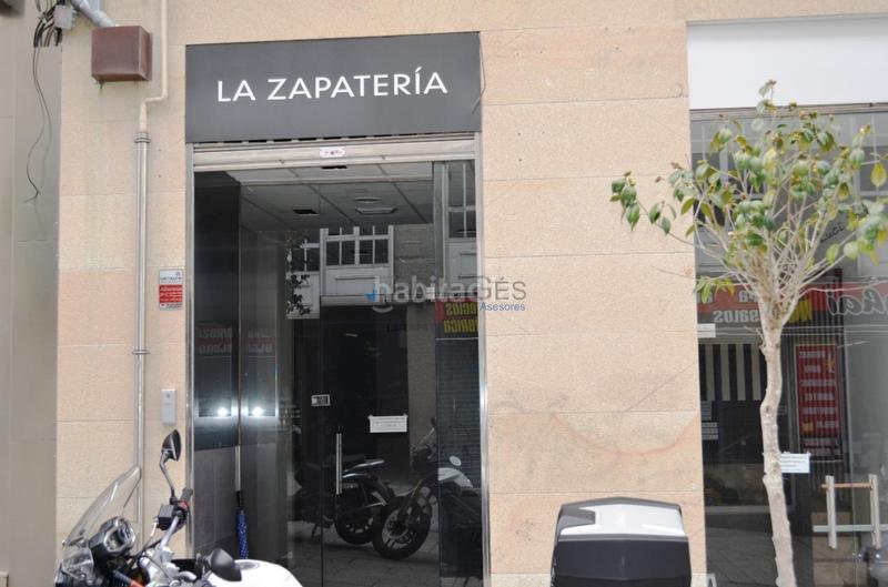Foto df76642d-0fab-4c0f-9b30-51205382f5a3. Location local commercial dans Plaza España - Corte Inglés Vigo