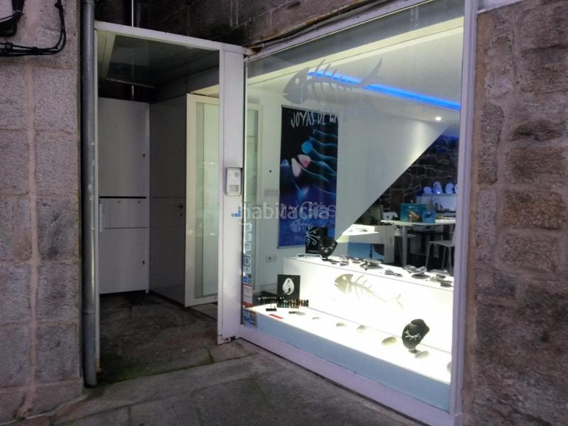 Foto 5921fd66-bc91-458d-8c0b-7457984254a0. Lloguer local comercial a Centro - Areal Vigo