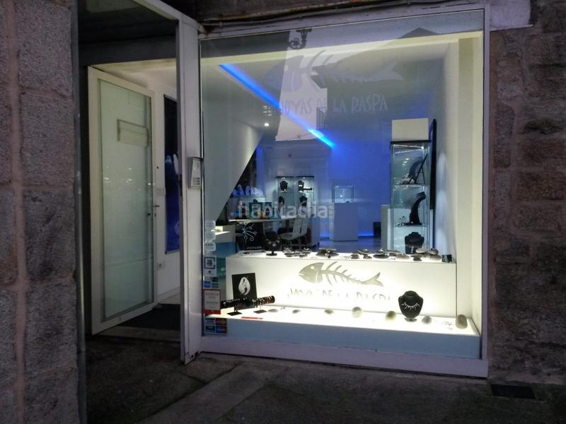 Foto 077c2e52-7781-484e-a839-cd2f1120dca4. Location local commercial dans Centro - Areal Vigo