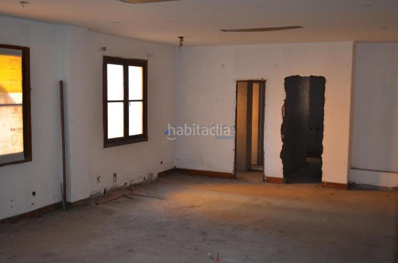 Foto 23f6d408-51b9-43c3-9017-7385e842cf25. Local comercial en O Castro Vigo