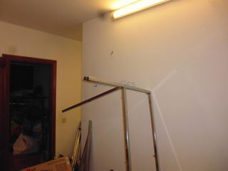 Rent Business premise in Tui