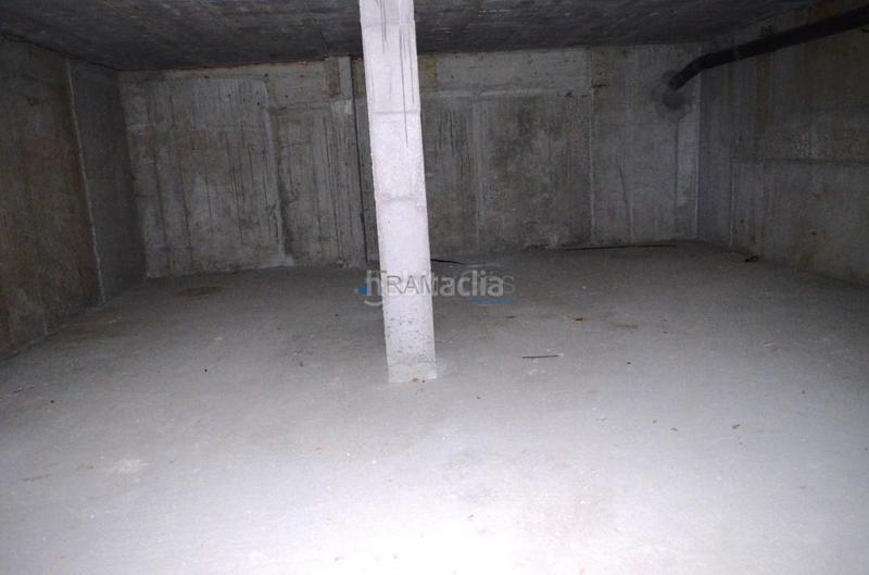 Foto b35dd4b2-b899-486e-bcfe-5cf07c317062. Rent business premise in Plaza España - Corte Inglés Vigo