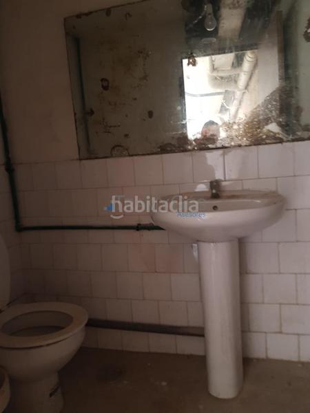 Foto 2ea08d5a-6e79-4abf-ba2d-cd9ef4e3b967. Location local commercial dans Teis Vigo