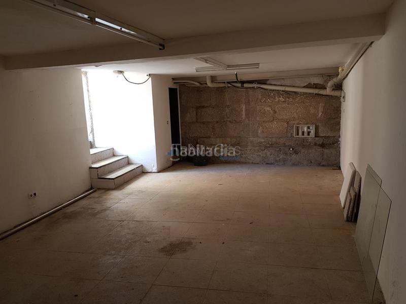 Foto 73494067-9637-4995-b5c6-f2e39e857854. Location local commercial dans Teis Vigo