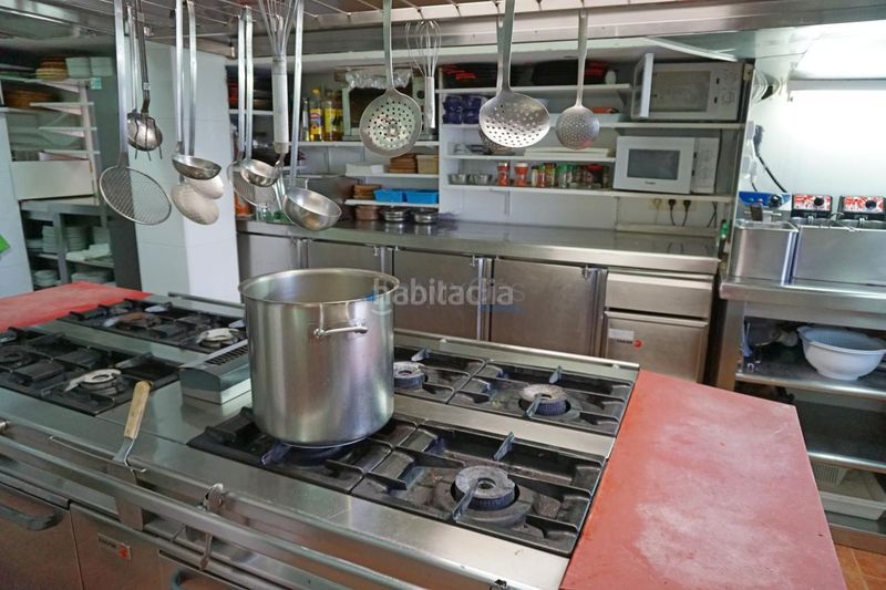 Foto 08360239-144a-4ed9-8909-f4587da85fd5. Local comercial a Baiona