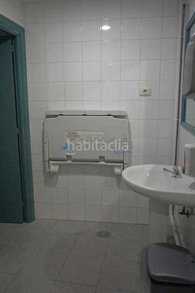 Foto d9e80b8f-8aea-49c0-894b-c978c3f527b0. Local comercial a Baiona