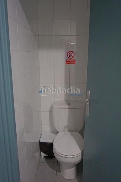 Foto f3501e8e-ad15-4b4e-ac70-28e01728dd26. Local comercial a Baiona