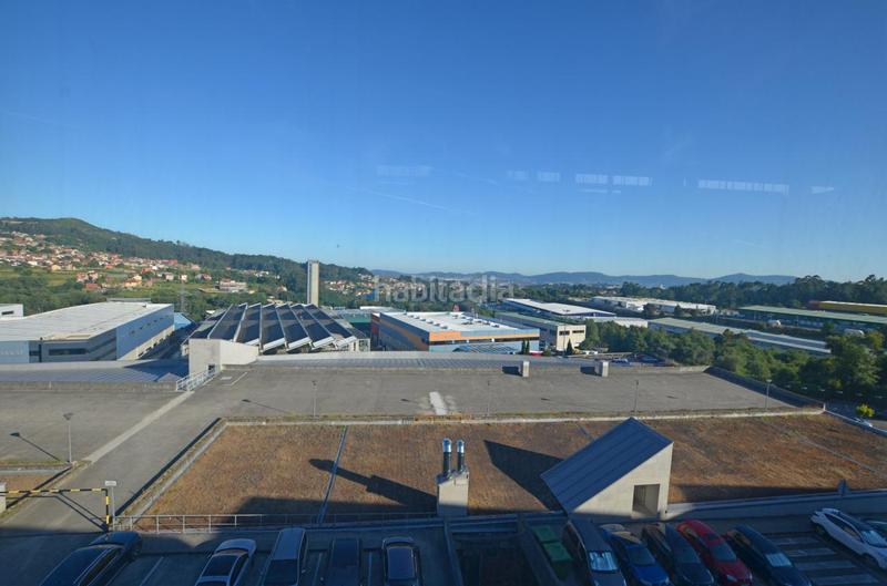 Foto a7711945-5ad5-4787-9570-69d3edd7606d. Bâtiment à usage industriel dans Valadares - Beade Vigo