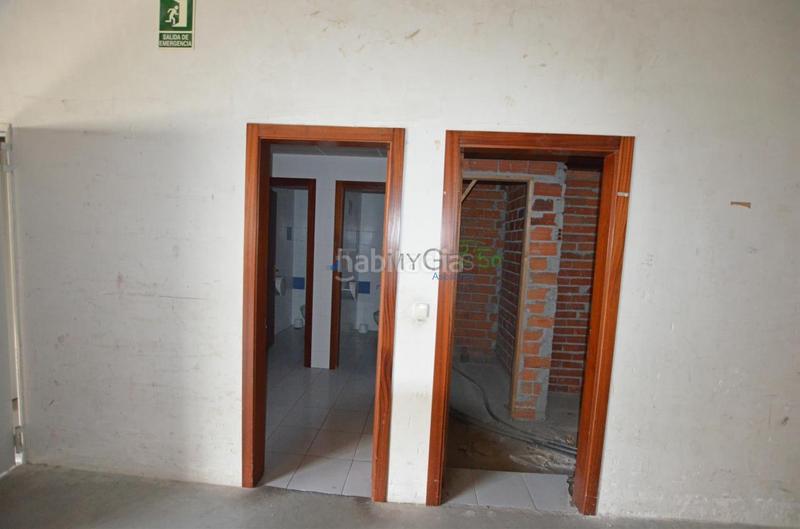 Foto a9292d3e-2a7f-4bb2-b155-b51308242dda. Nave industrial en Valadares - Beade Vigo