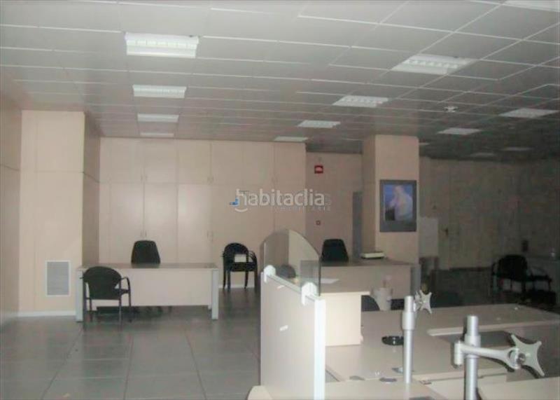 Foto a1203440-c476-43a8-8aaf-ba4247ca8ddc. Local comercial en Berbés - Peritos Vigo