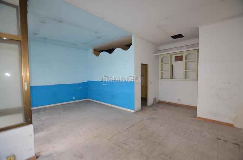 Foto db0f489a-f520-46eb-95a4-cfdfd999a567. Lloguer local comercial a Plaza Independencia Vigo