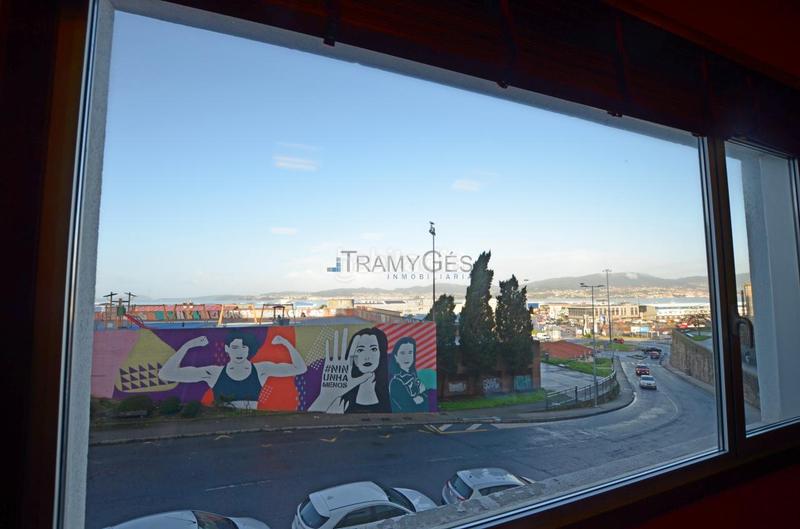 Foto 56038545-e815-4938-b2e8-b91389cef942. Geschäftsraum in Berbés - Peritos Vigo